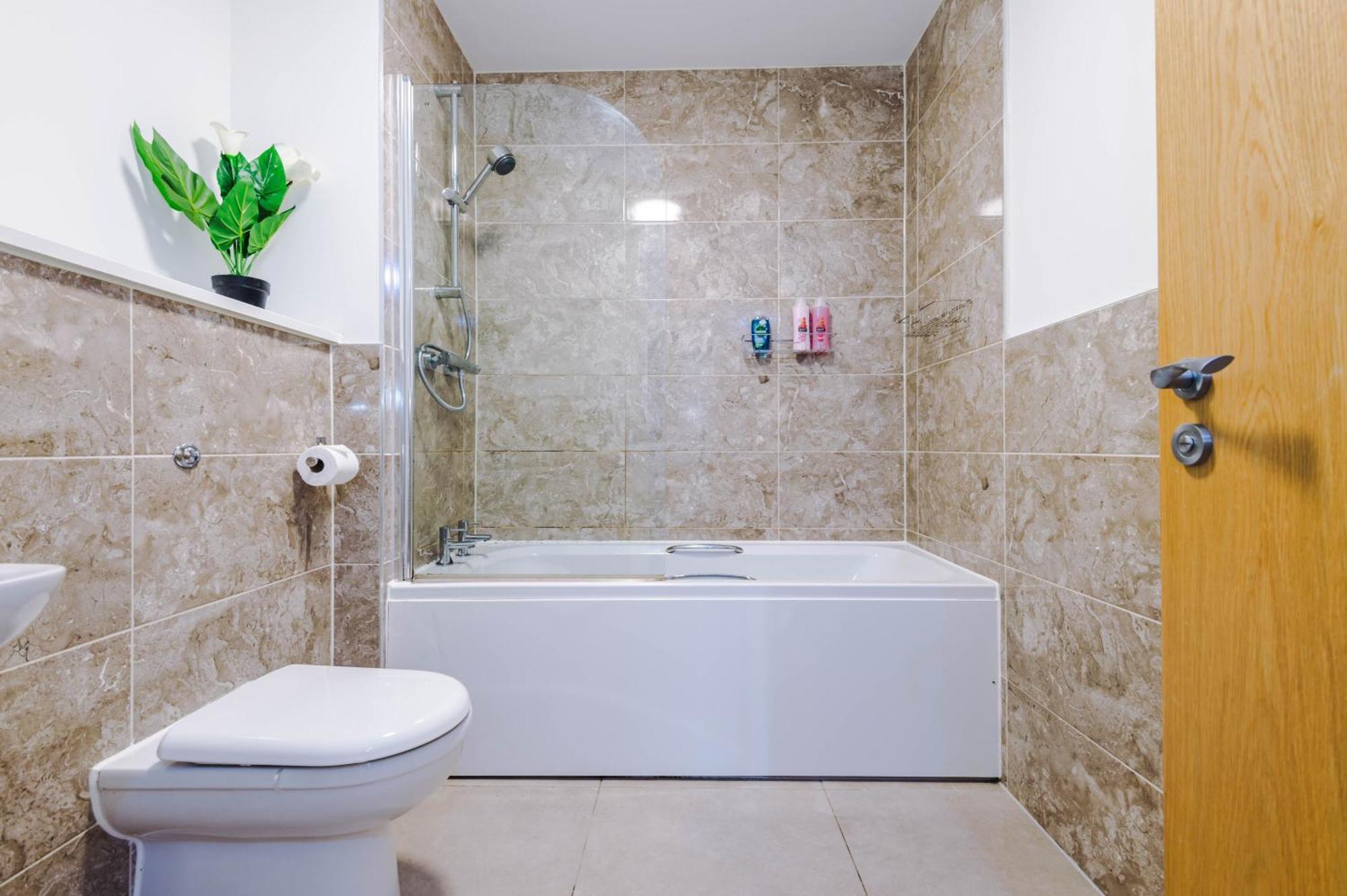 Lux Livin' Apartments - Luxury 5 Bed Apartment Manchester City Centre Zewnętrze zdjęcie